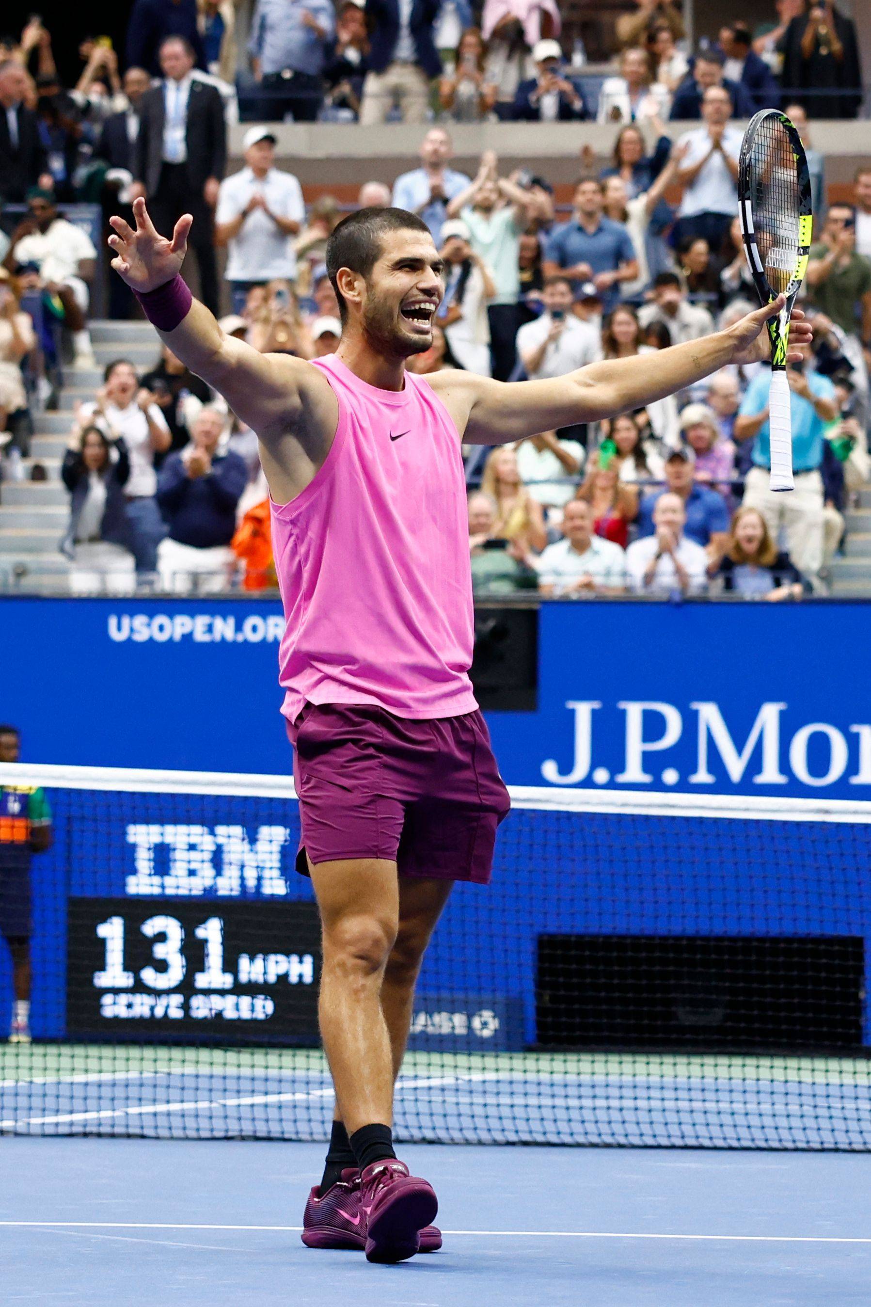 关于法国网球队力克世界网球队，阿尔卡拉斯送出助攻的信息