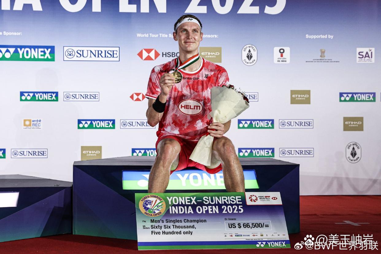 包含日本羽毛球队轻取泰国羽毛球队，安赛龙爆发神勇的词条