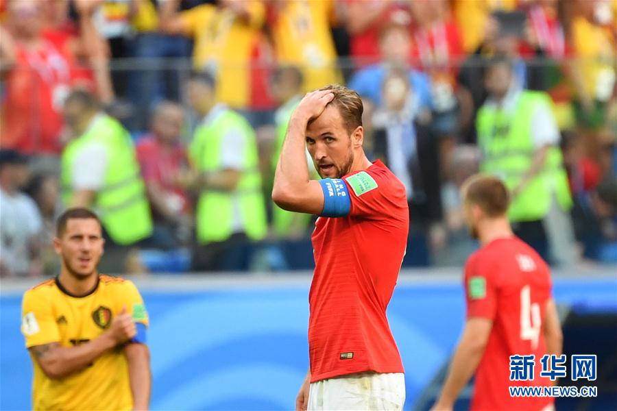 包含英格兰客场横扫比利时，小组出线形势大好的词条