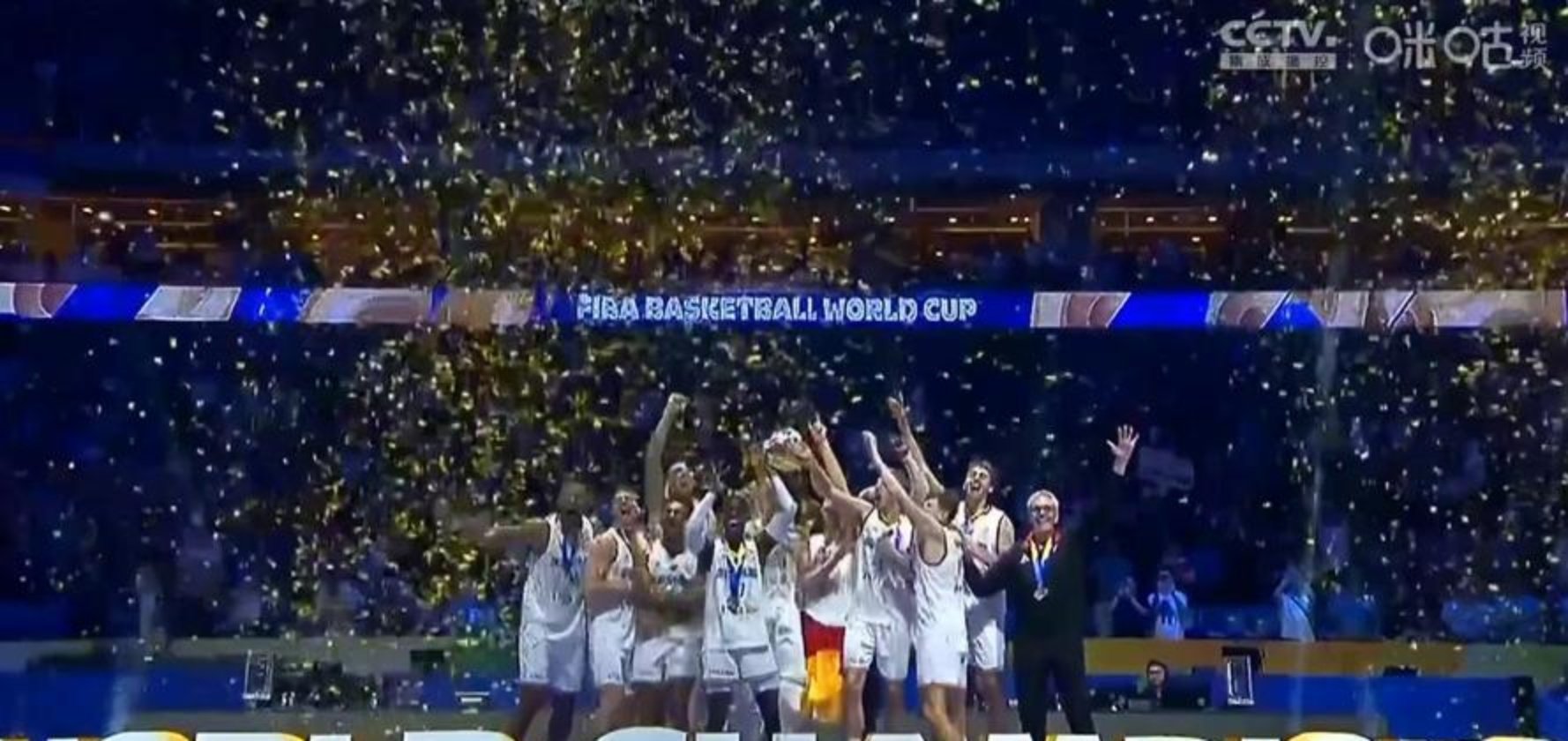 包含单节爆发轰下分，球队顺利进决赛的词条