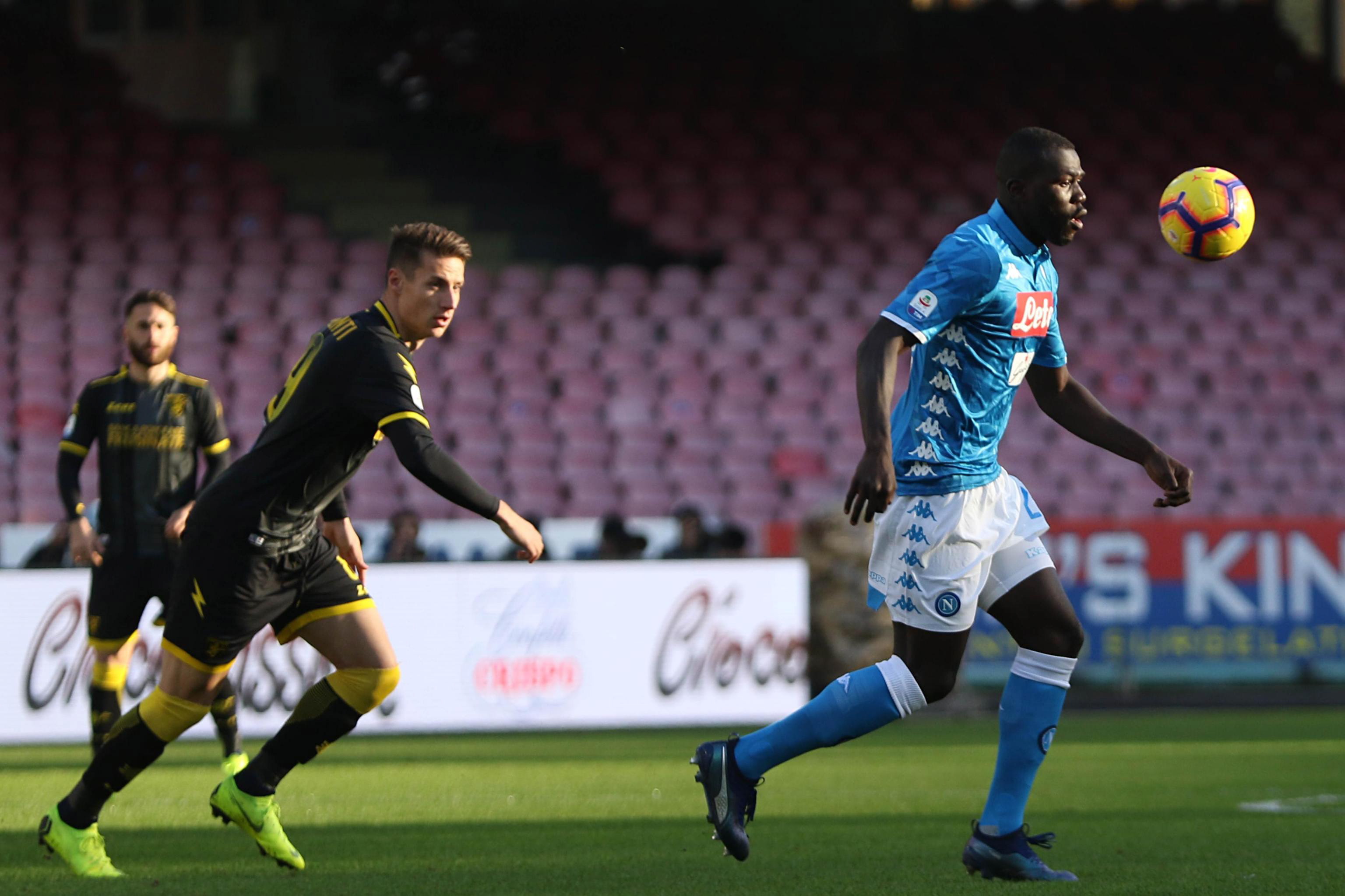 弗罗西诺尼奇大比分胜出，晋级有望的简单介绍