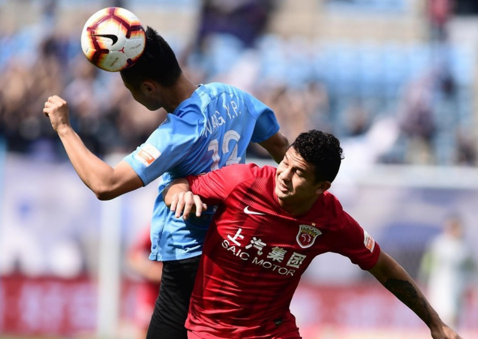 大连一方主场触底，球队状态不佳