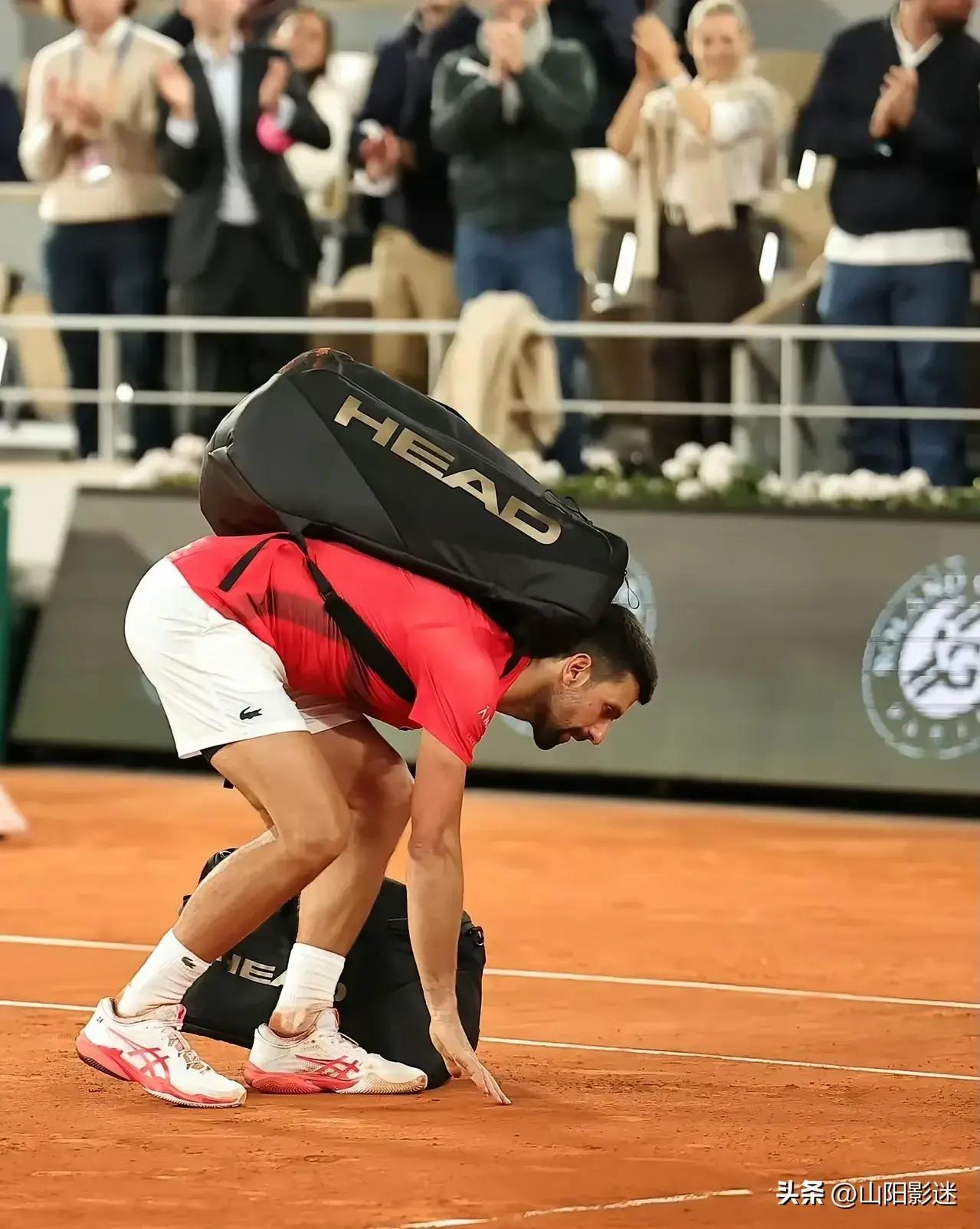 关于美国网球队轻取澳大利亚网球队，德约科维奇统治全场的信息