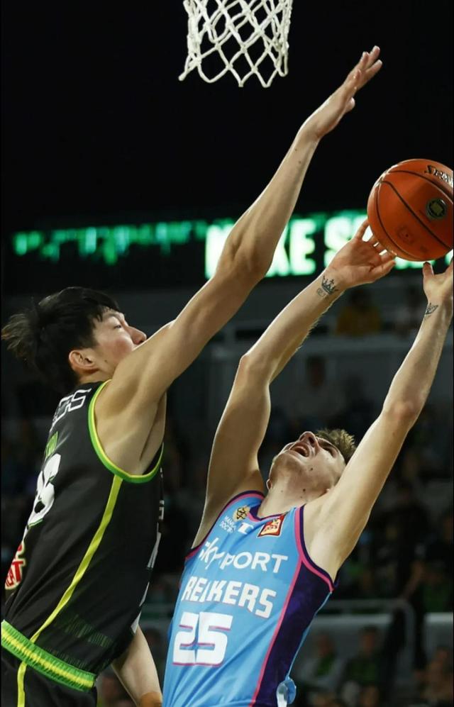 开云体育直播-包含上海队力克篮网，周琦状态火热的词条