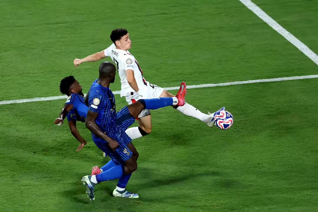 开云足球直播-曼城绝杀皇马，孔德带队取胜