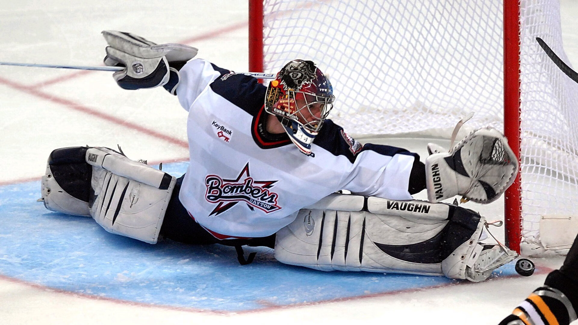 伦纳德之夜，世界排名争夺战中的绝对掌控者