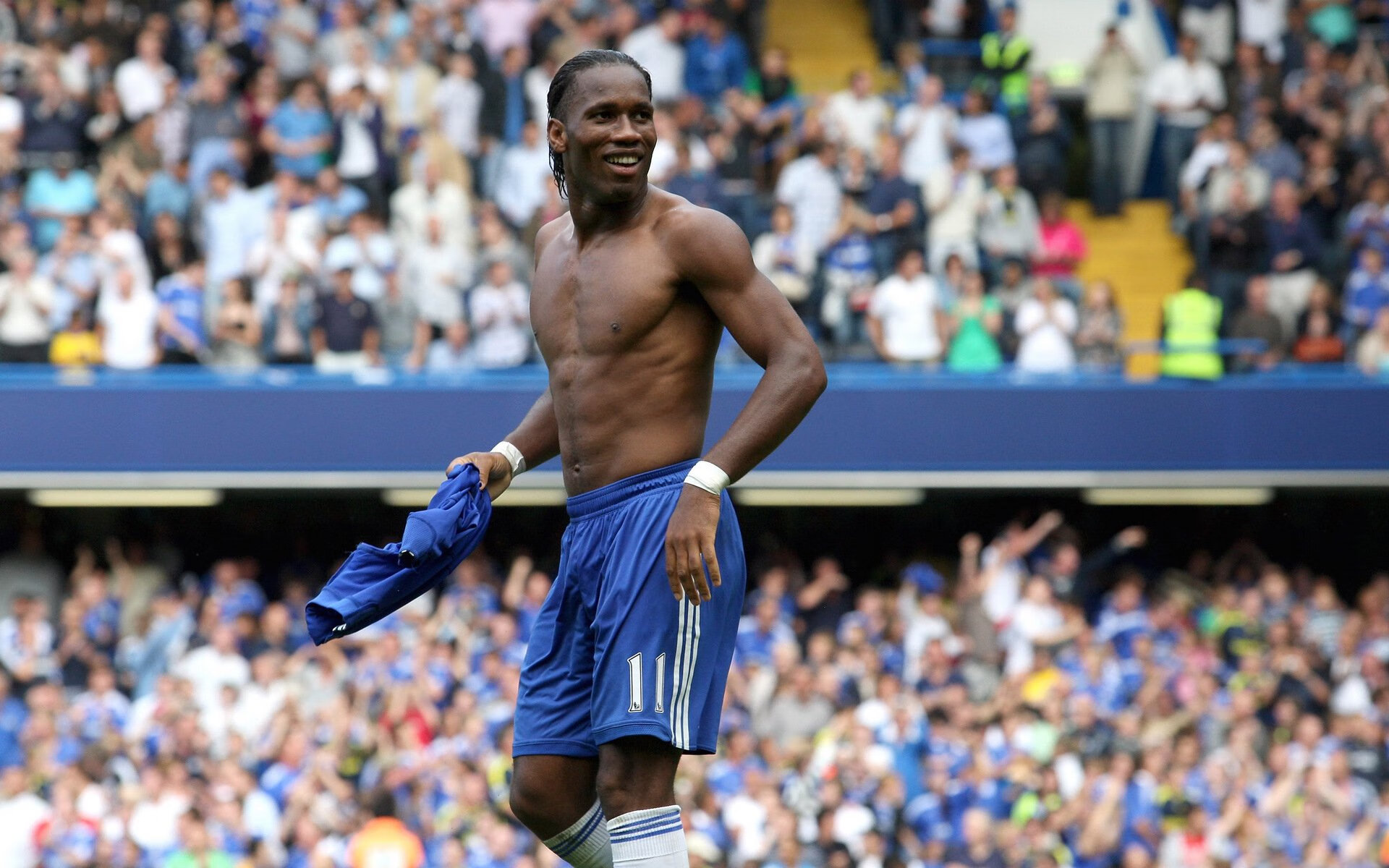 雷霆轻取辽宁队，浓眉打出生涯之夜，一场跨越时空的篮球盛宴