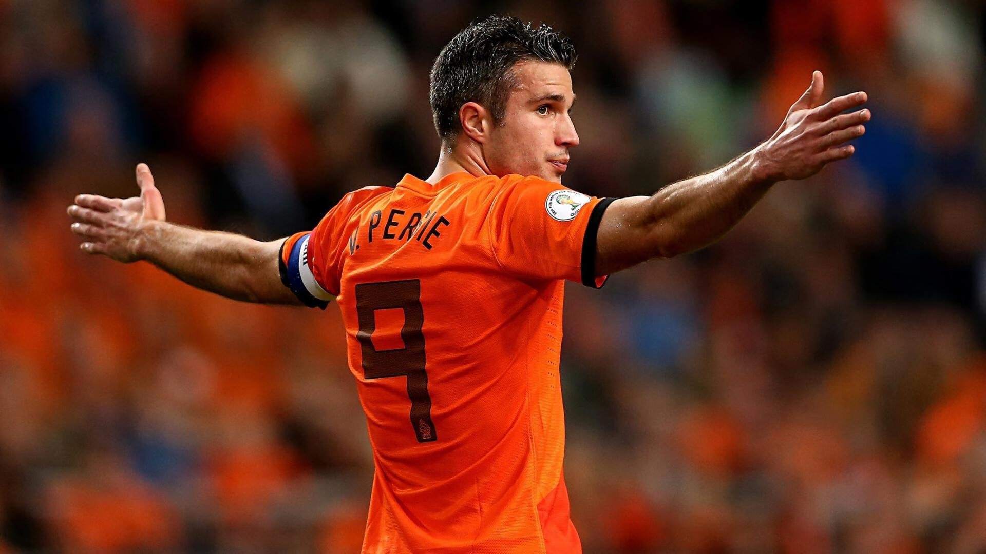 开云官网-足球的平行宇宙，当皇马爆冷伊朗，戈麦斯在英超争冠接管比赛